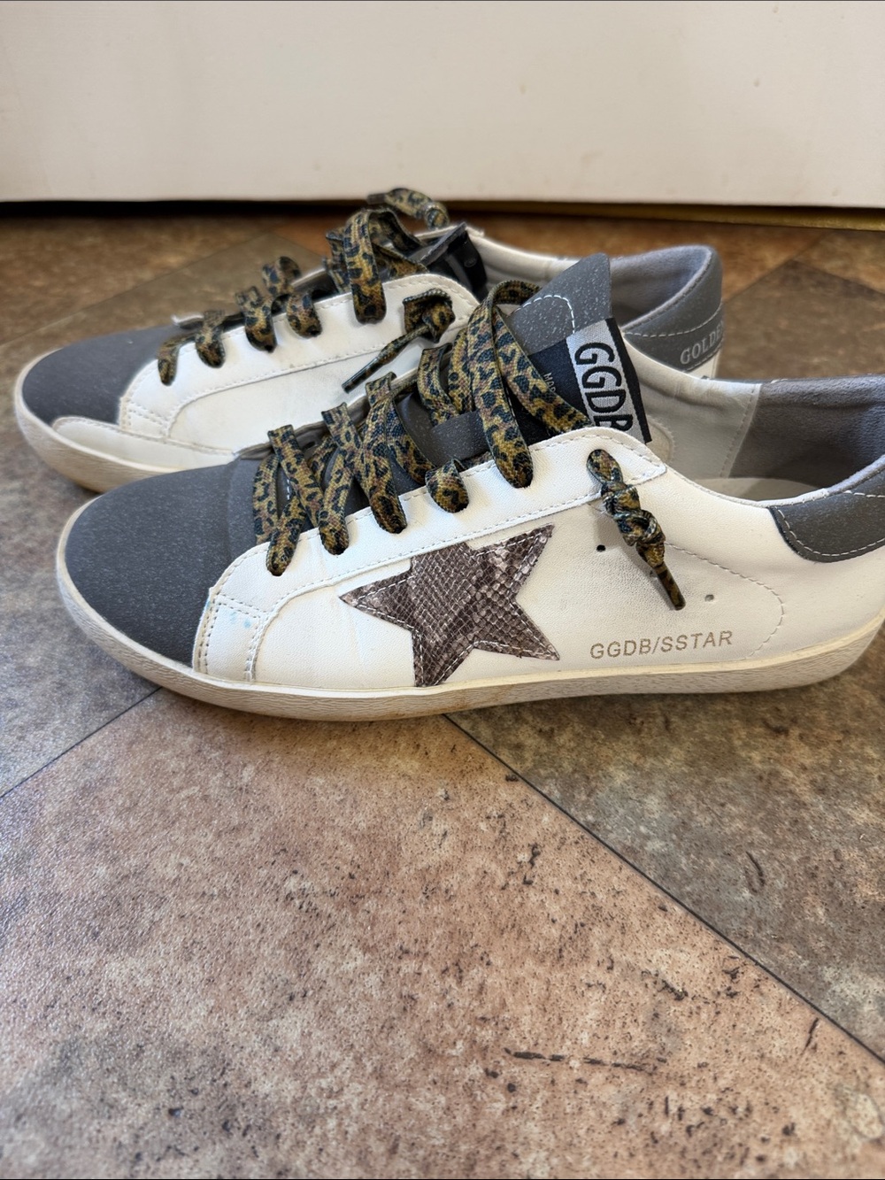 Kids White & Gray Star Sneakers - GGDB Style
